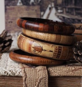 Sustainable handmade wooden wall art crafted from eco-friendly materials.