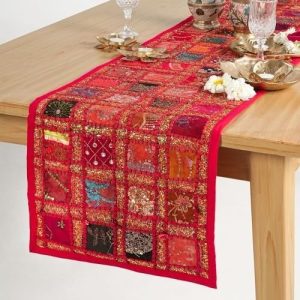 “Elegant custom table runner and napkin set for weddings” 
